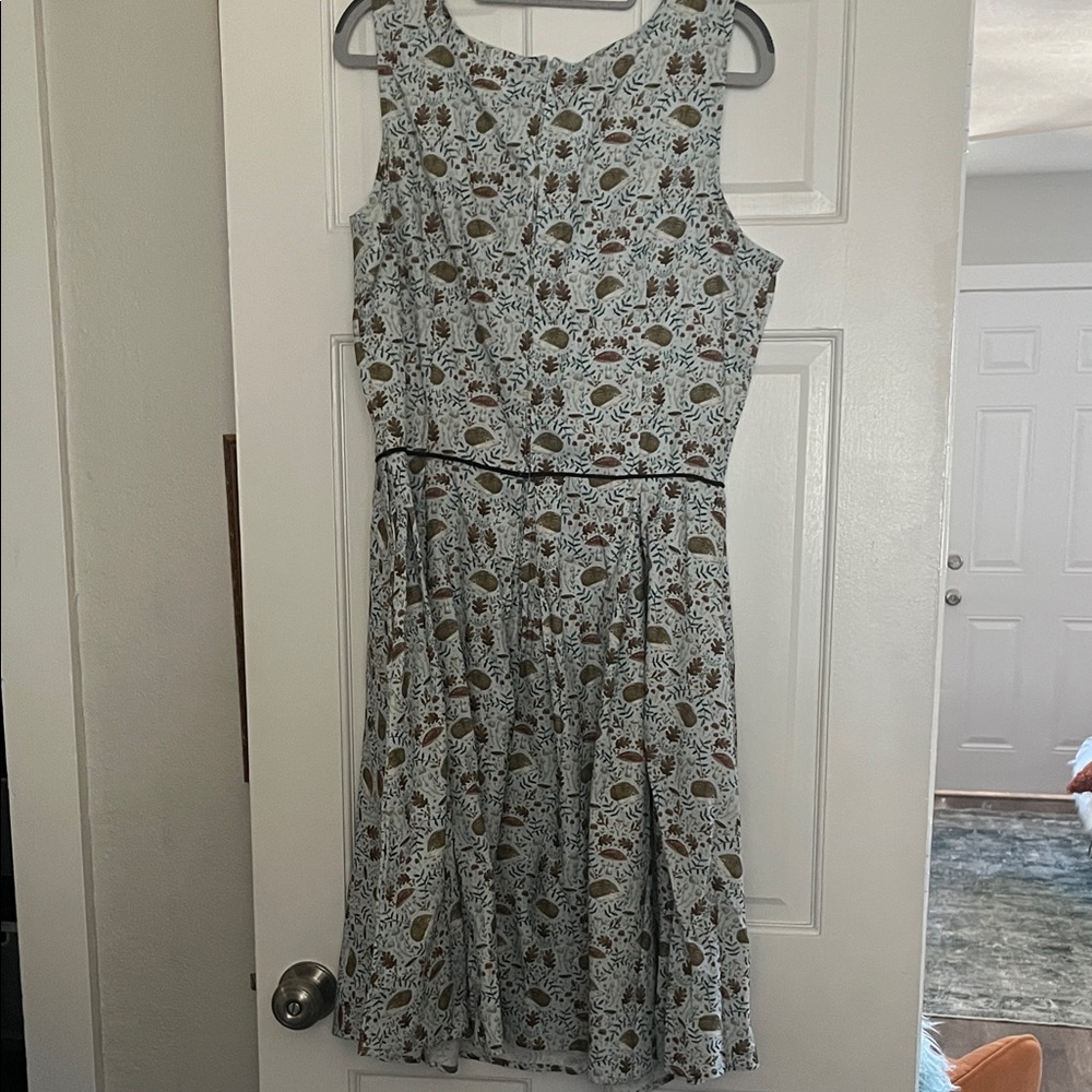 Retrolicious Blue and Brown Floral Midi Dress